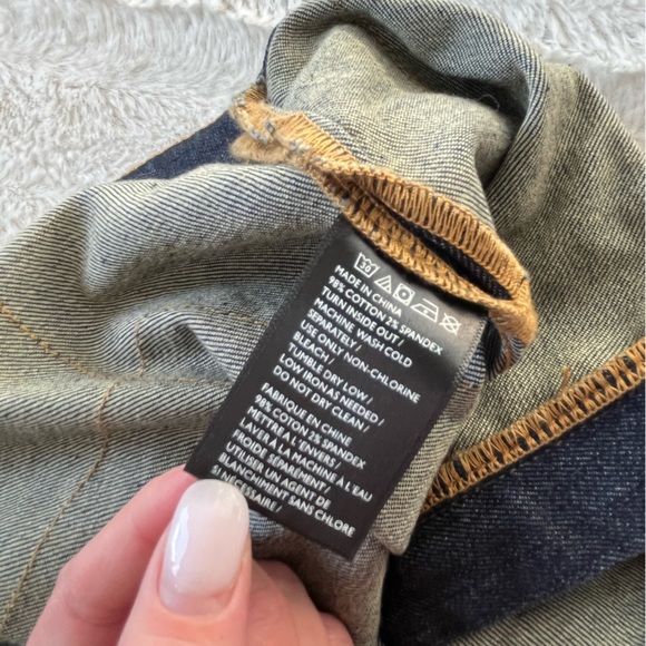 Urban Outfitters BDG Low Rise Y2K jeans sz 26 - Picture 8 of 8